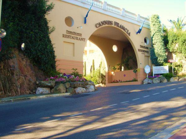 Beautiful Garden Apartment Cote D'Azur Cannes Exterior photo